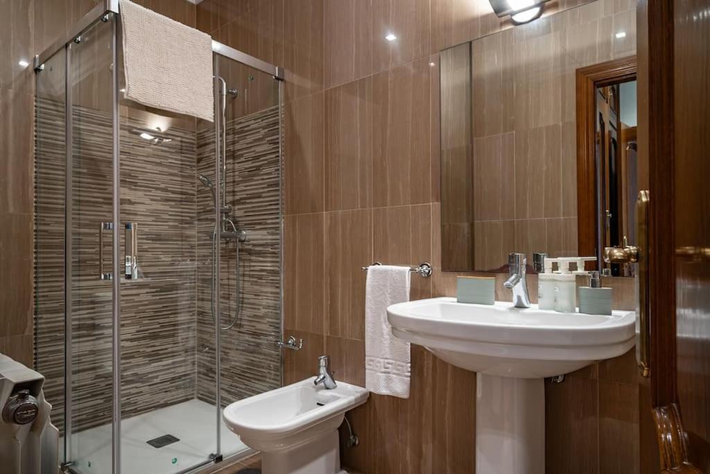 Apartamento La Joya Gijón Zewnętrze zdjęcie