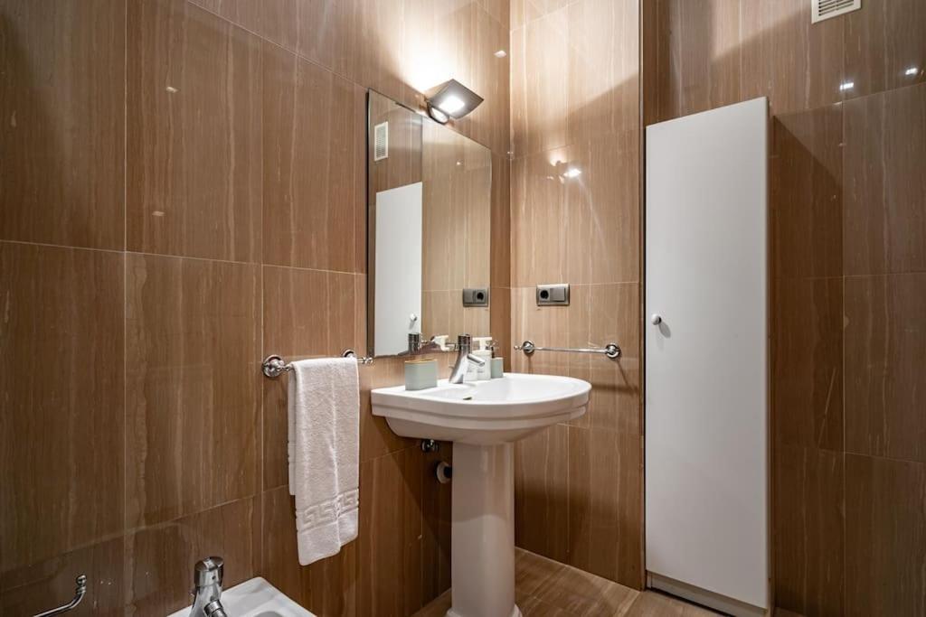 Apartamento La Joya Gijón Zewnętrze zdjęcie